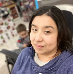 Meet your Posher, Carla